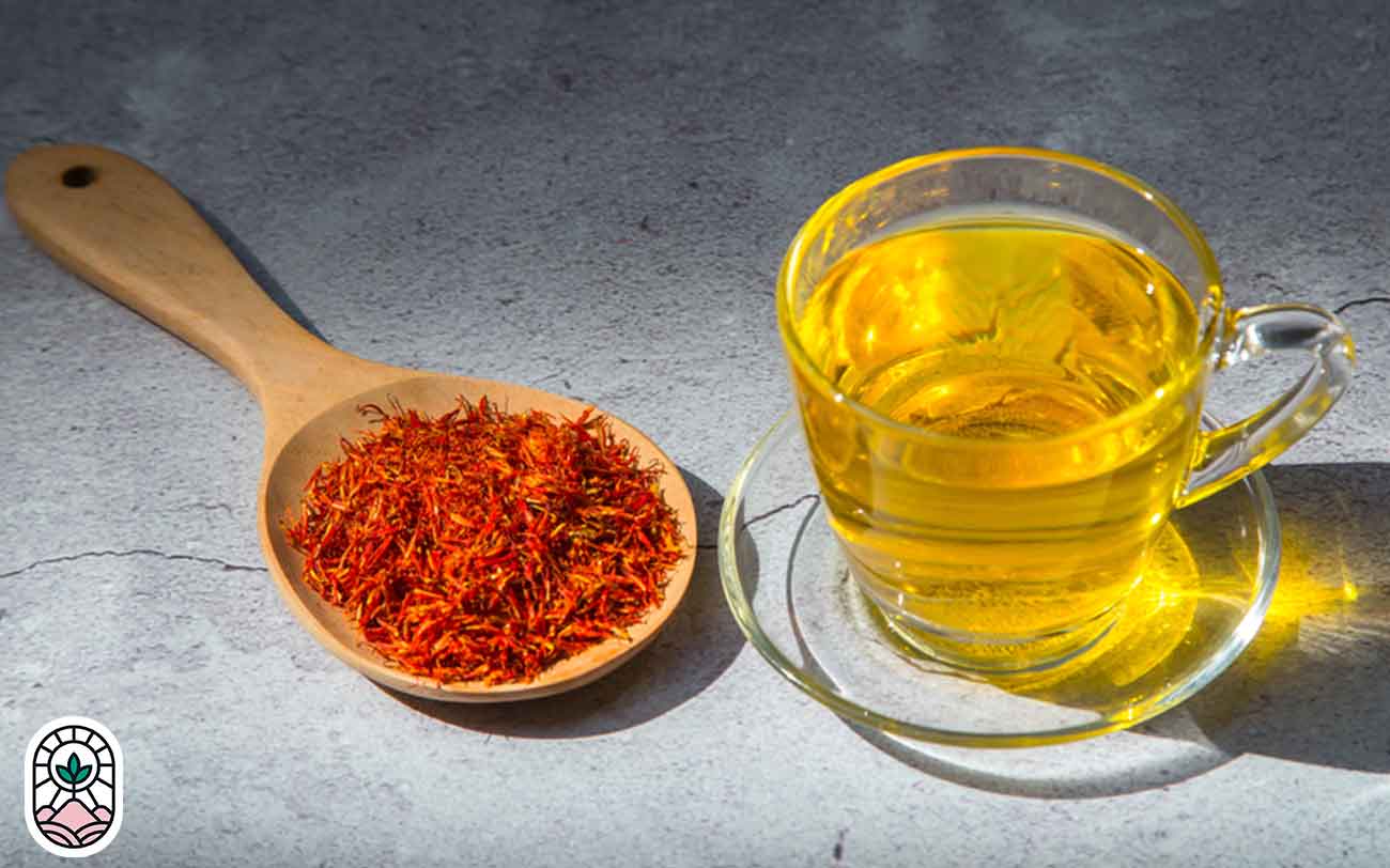 احتیاط در مصرف دمنوش زعفران و زنجبیل